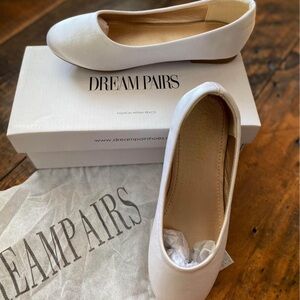 Dream Pairs Size 2 Ballet Flats